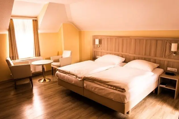 Tek Büyük Yataklı Oda