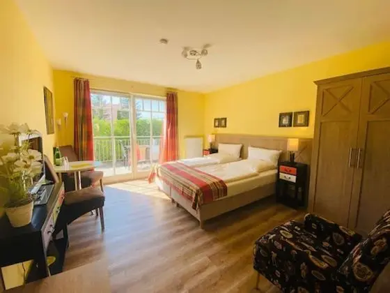 Büyük Yataklı Tek Kişilik Oda