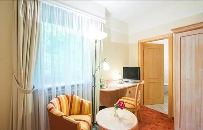 Tek Büyük Yataklı Oda