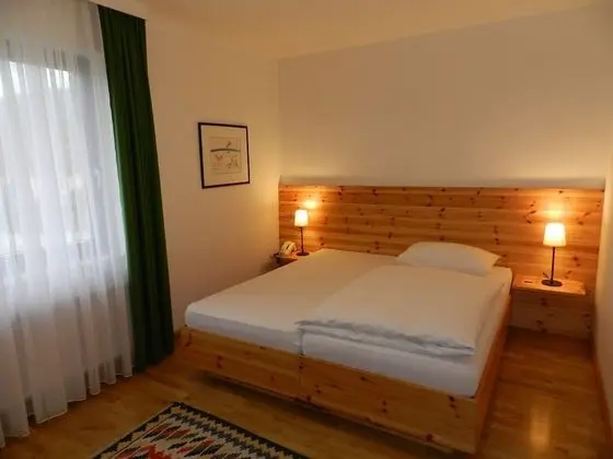 Tek Büyük Yataklı Oda, Sigara İçilmez