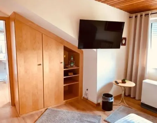 Standard Tek Büyük Yataklı Oda