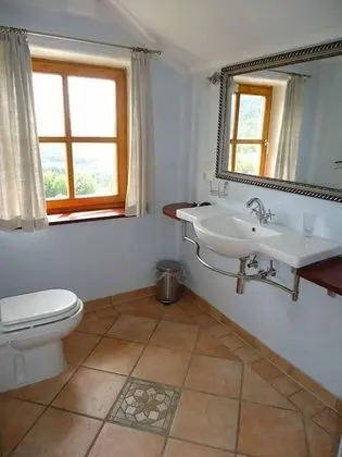 Tek Büyük Yataklı Oda, Balkon