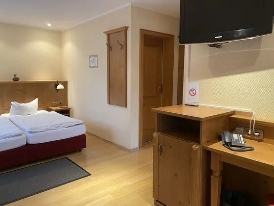 Superior Tek Büyük Yataklı Oda