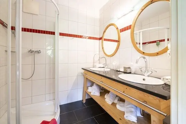 Standard Apart Daire (60€ Cleaning Fee on top of rate)