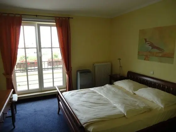 Comfort Tek Büyük Yataklı Oda