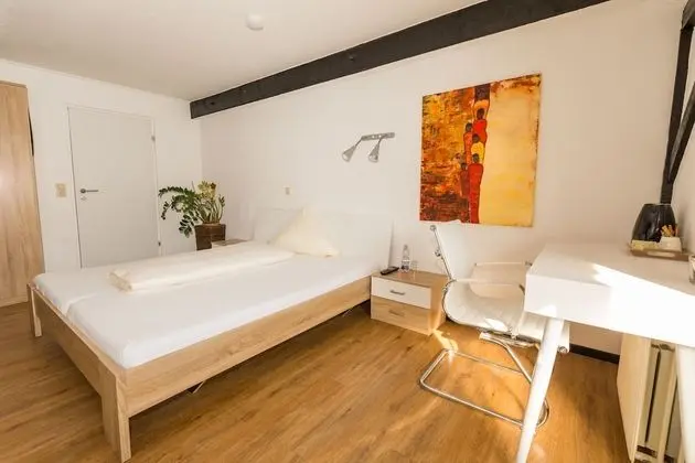 Standard Tek Büyük Yataklı Oda, Özel Banyo, Avlu Manzaralı