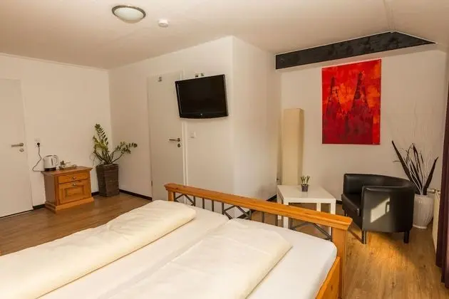 Standard Tek Büyük Yataklı Oda, Özel Banyo, Avlu Manzaralı