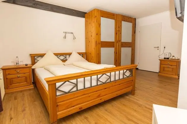 Standard Tek Büyük Yataklı Oda, Özel Banyo, Avlu Manzaralı