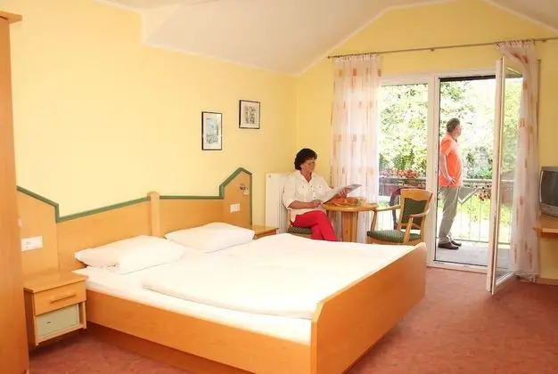 Tek Büyük Yataklı Oda