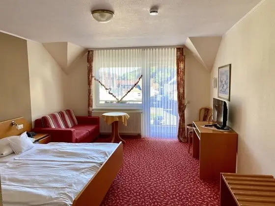 Tek Büyük Yataklı Oda