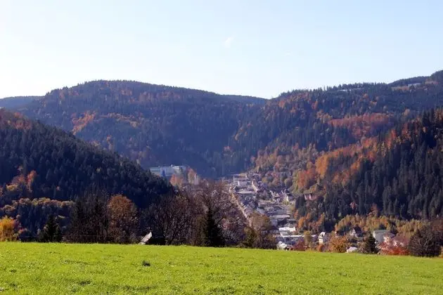 Classic Apart Daire, 2 Yatak Odası, Balkon, Bahçe Manzaralı