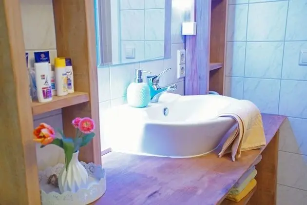 Classic Apart Daire, 2 Yatak Odası, Balkon, Bahçe Manzaralı