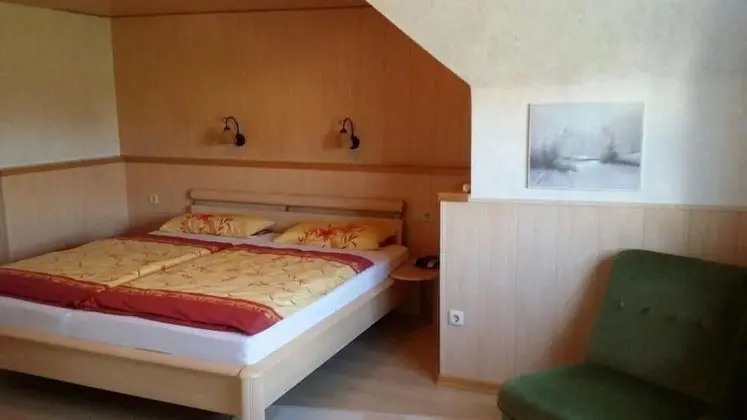 Tek Büyük Yataklı Oda