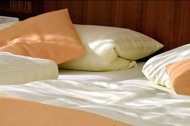 Classic Tek Büyük Yataklı Oda