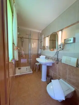 Classic Tek Büyük Yataklı Oda