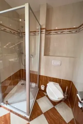 Classic Tek Büyük Yataklı Oda