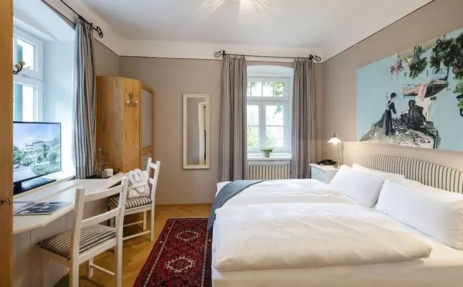 Basic Tek Büyük Yataklı Oda, Bahçe Manzaralı (Kabinett)