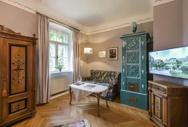 Classic Tek Büyük Yataklı Oda, Bahçe Manzaralı (Landhaus)