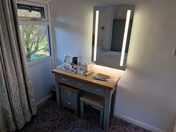 Tek Büyük Yataklı Oda (Double En-suite Room)