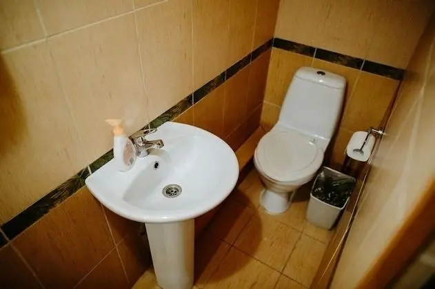 Economy Tek Büyük Yataklı Oda, Ortak Banyo