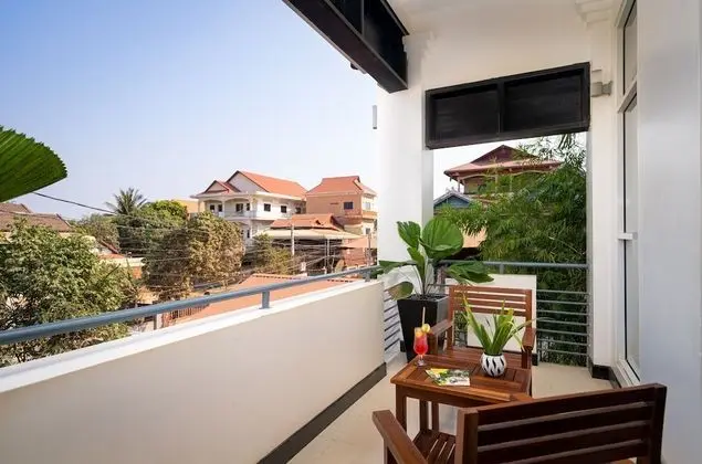 Deluxe Tek Büyük Yataklı Oda, Bahçe Manzaralı