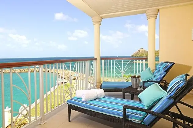 2 Bedroom Butler Ocean View Villa Suite with plunge pool