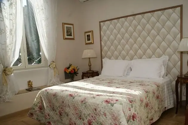 Superior Tek Büyük veya İki Ayrı Yataklı Oda