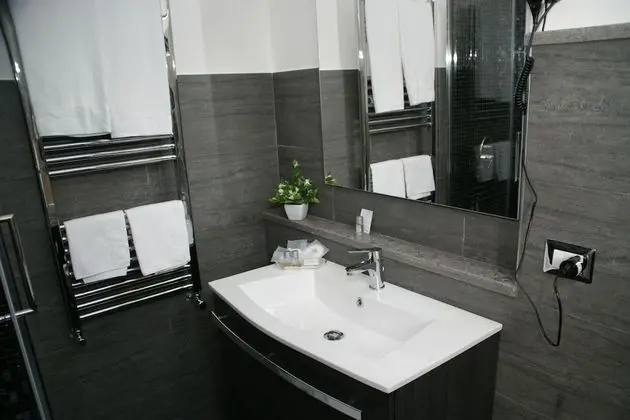 Superior Tek Büyük veya İki Ayrı Yataklı Oda