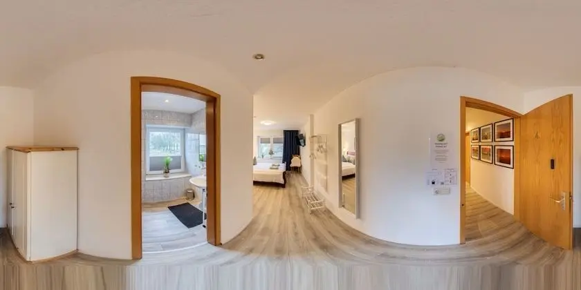 İki Ayrı Yataklı Oda, Özel Banyo (incl. Netflix and Nespresso)