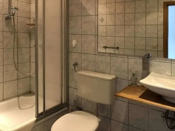 Tek Kişilik Oda, Özel Banyo (incl. Netflix and Nespresso)
