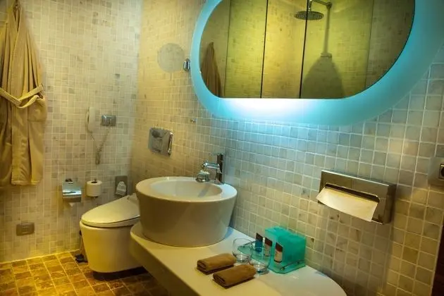 Deluxe Tek Büyük Yataklı Oda, Deniz Manzaralı