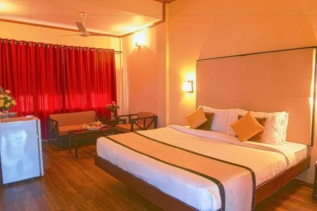 Executive Club Room