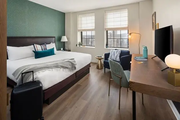 Standard Oda, 1 En Büyük (King) Boy Yatak