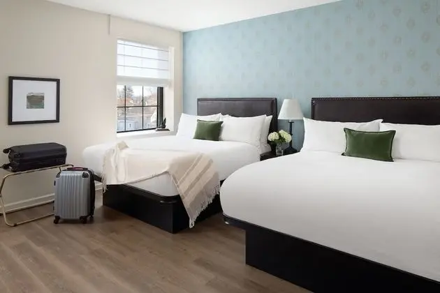 Standard Oda, 2 Büyük (Queen) Boy Yatak