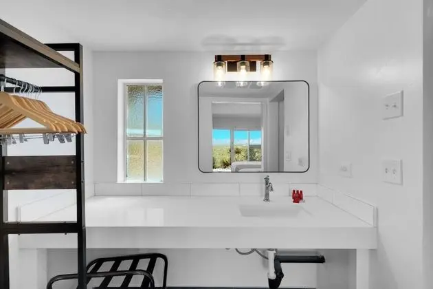 Engellilere uygun banyo