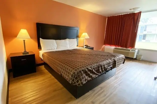Comfort Oda, 1 En Büyük (King) Boy Yatak, Sigara İçilebilir