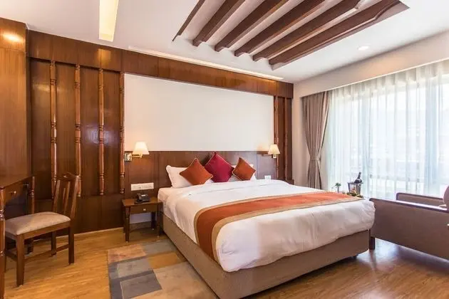 Deluxe Tek Büyük veya İki Ayrı Yataklı Oda