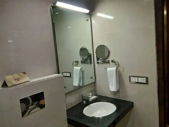 Superior Oda, Şehir Manzaralı
