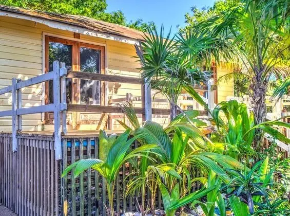 Basic Bungalov, 1 Çift Kişilik Yatak, Bahçe Manzaralı