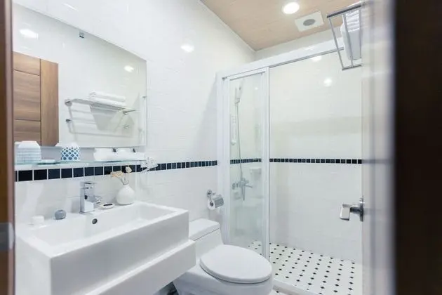 Tek Büyük Yataklı Oda (Golden Shower)