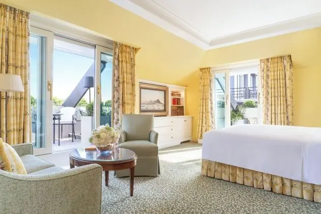 Executive Oda, Balkon