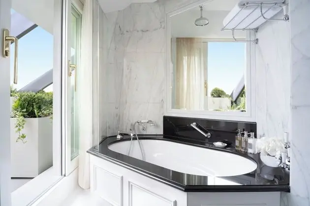 Executive Oda, Balkon