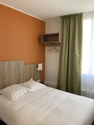 Classic Tek Büyük Yataklı Oda