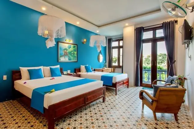 Deluxe Üç Kişilik Oda, Balkon