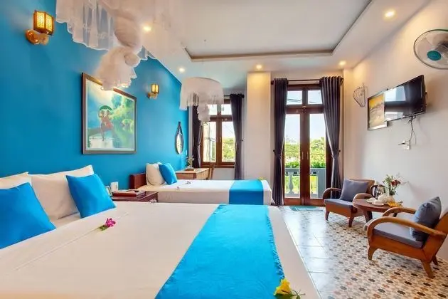 Deluxe Üç Kişilik Oda, Balkon