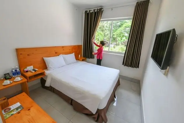 Economy Oda, 1 Büyük (Queen) Boy Yatak, Avlu (with Window, Villa Area)