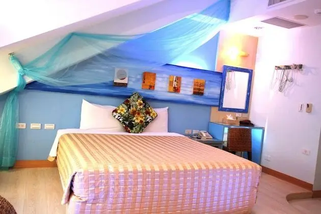 Deluxe Tek Büyük Yataklı Oda, 1 Büyük (Queen) Boy Yatak, Balkon, Deniz Manzaralı