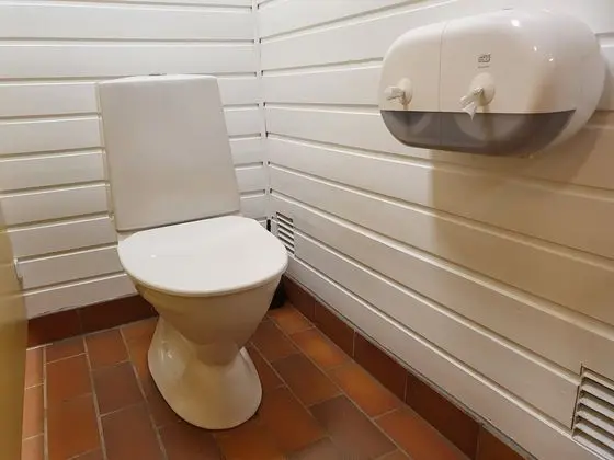 Basic Kır Evi, Bahçeli