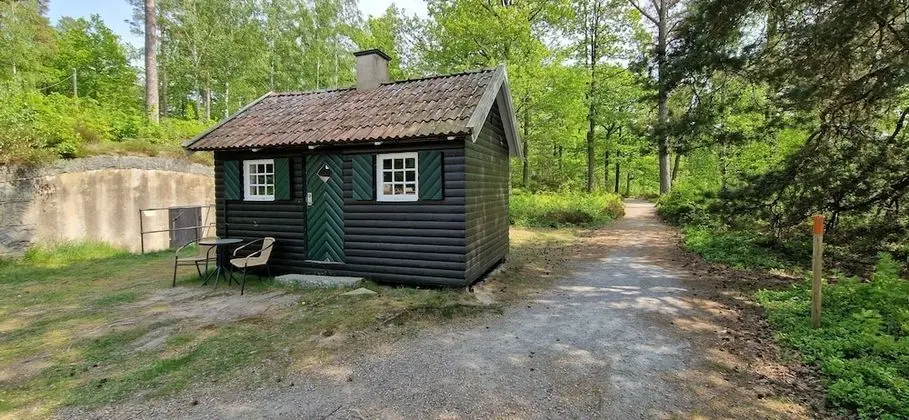Basic Kır Evi, Göl Manzaralı, Göl Kenarı