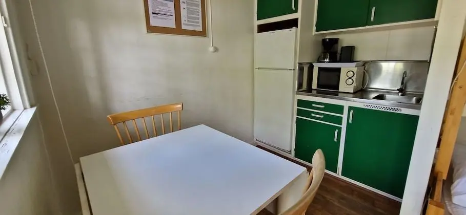 Basic Kır Evi, Göl Manzaralı, Göl Kenarı